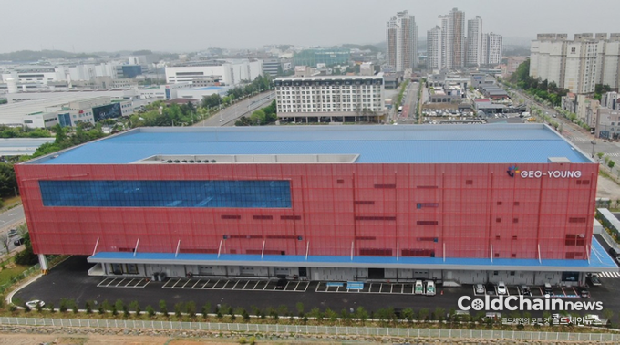 지오영 천안물류센터는 희귀의약품 보관·배송의 핵심 거점으로 콜드체인기반 첨단 물류인프라를 갖추고 있다.